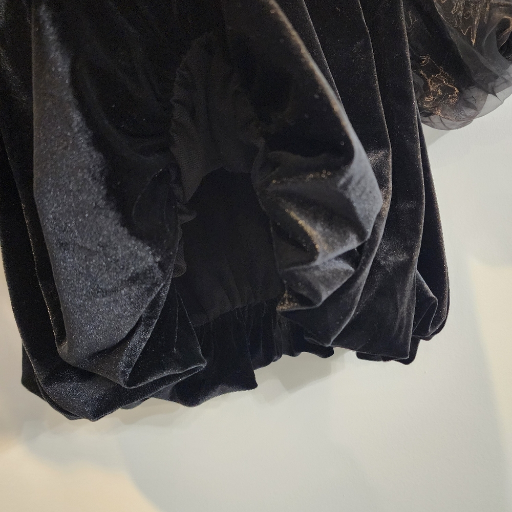 MAEVE By Anthropologie Puff-Sleeve Velvet Blouse Women's Size Medium M Black - Picture 3 of 10
